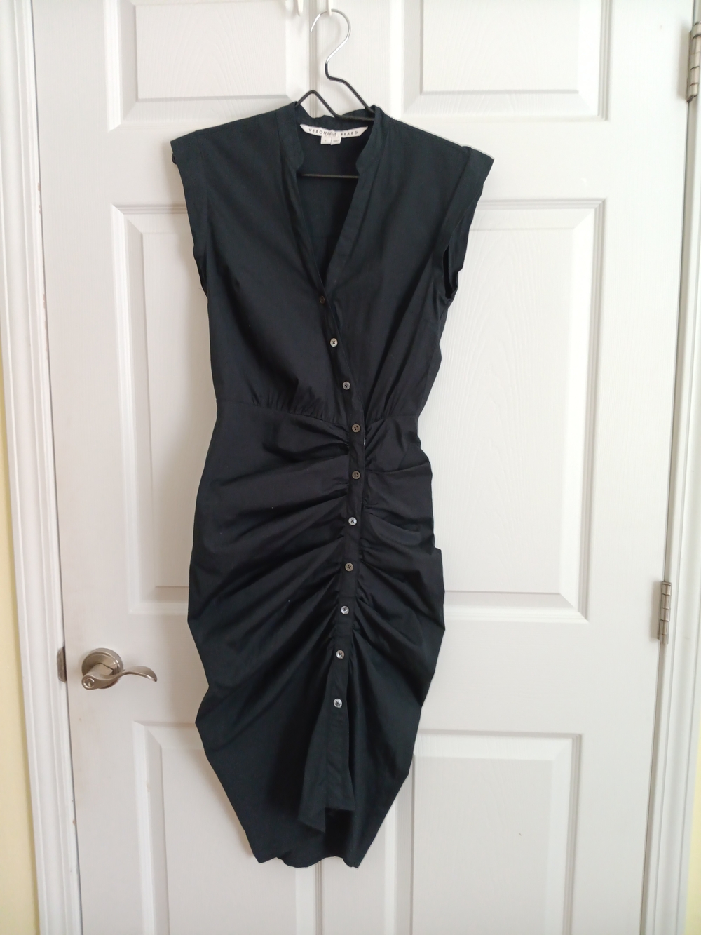 ​Veronica Beard Black Ruched Cotton Stretch Poplin Button-Front Shirtdress 0